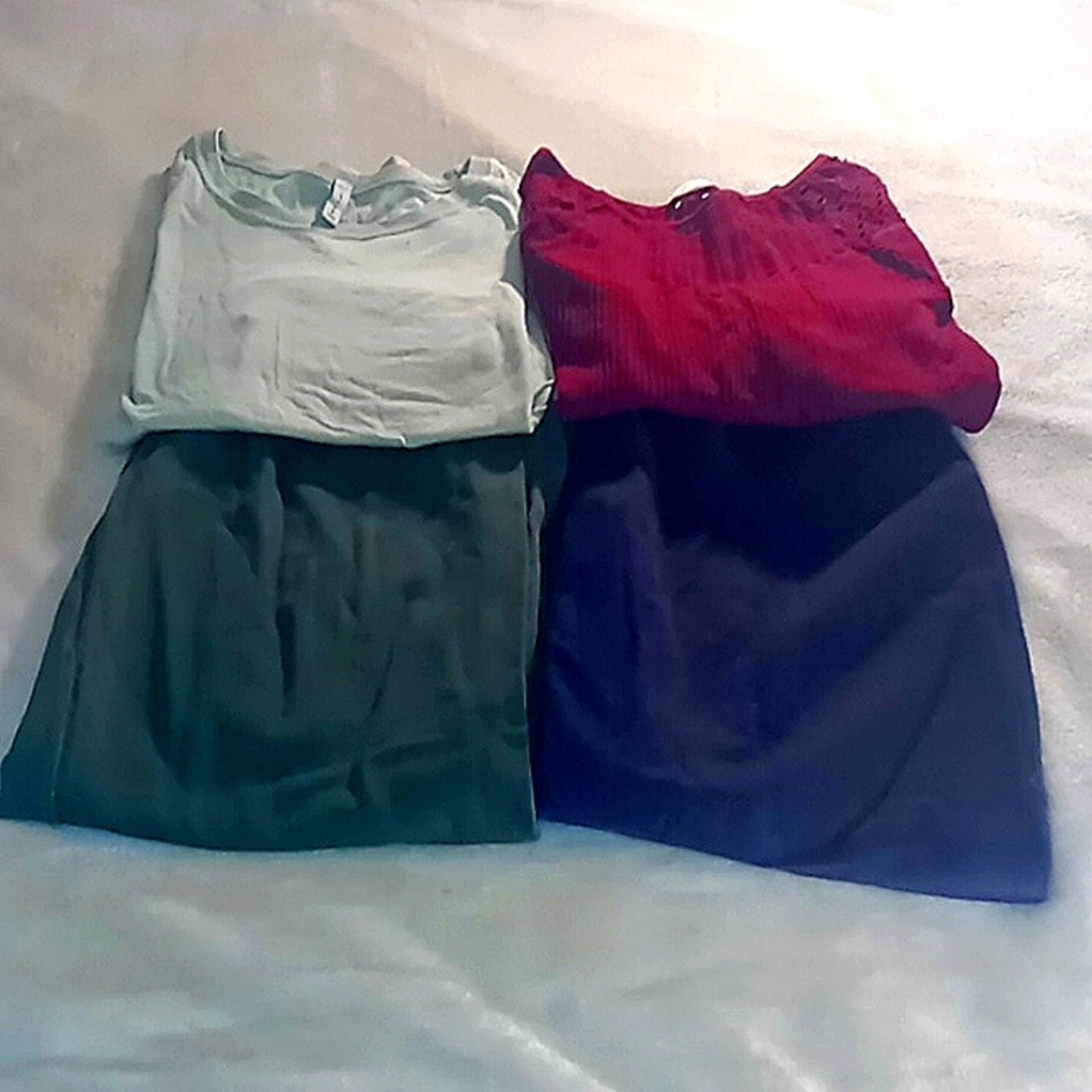 Small mix match skirt and tops